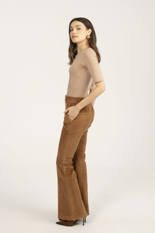 T-shirt basic beżowy